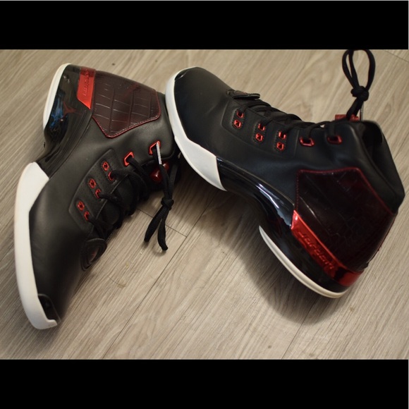 Air Jordan Retro 17 - Picture 2 of 7